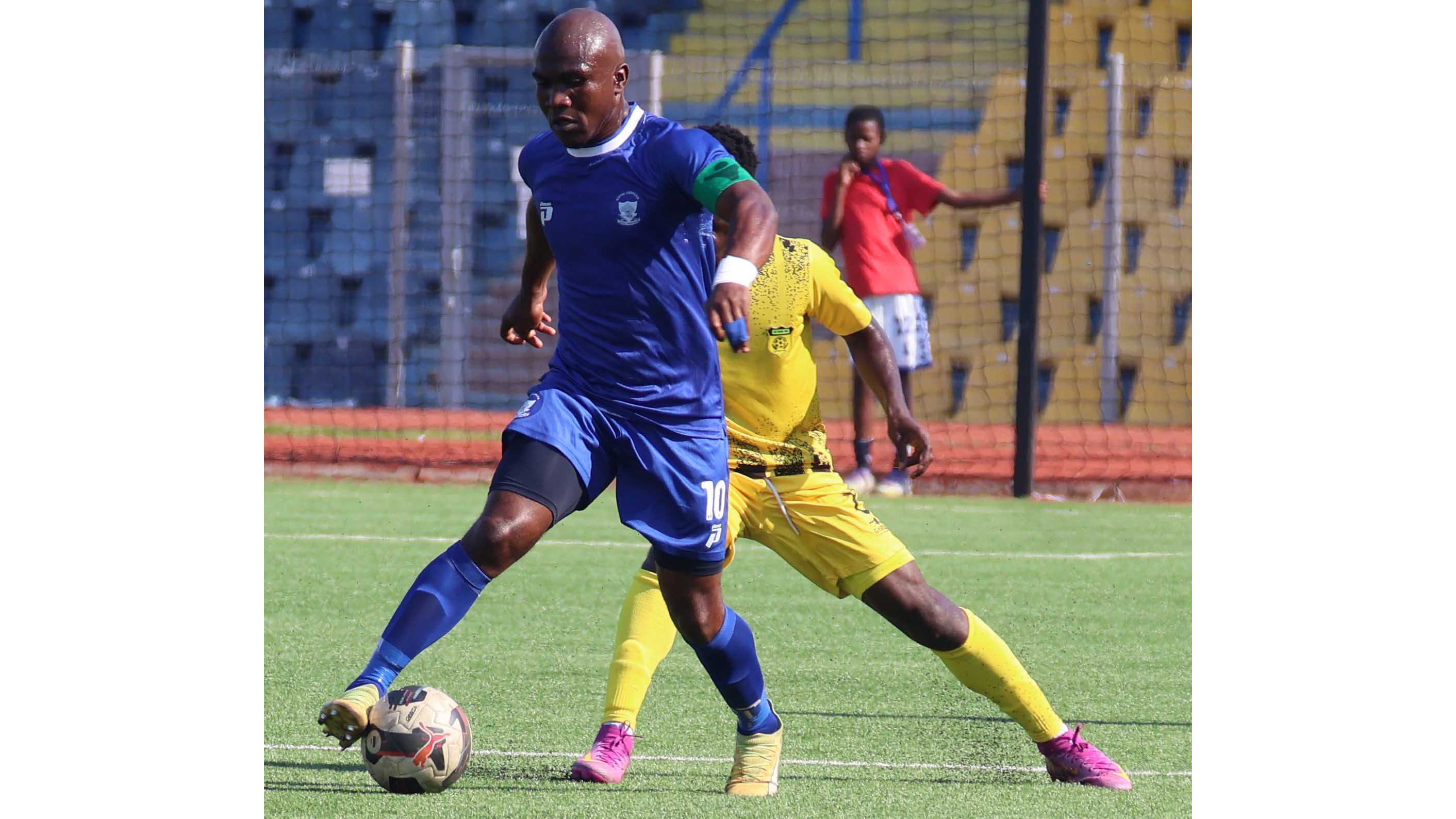 AS Maniema Union renew Junior interest